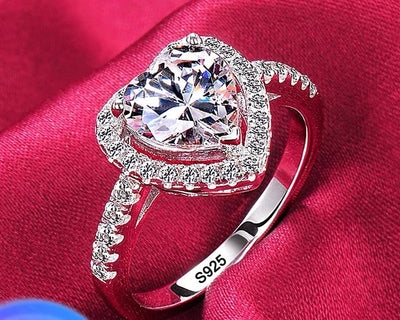 Luxury Women's Rings